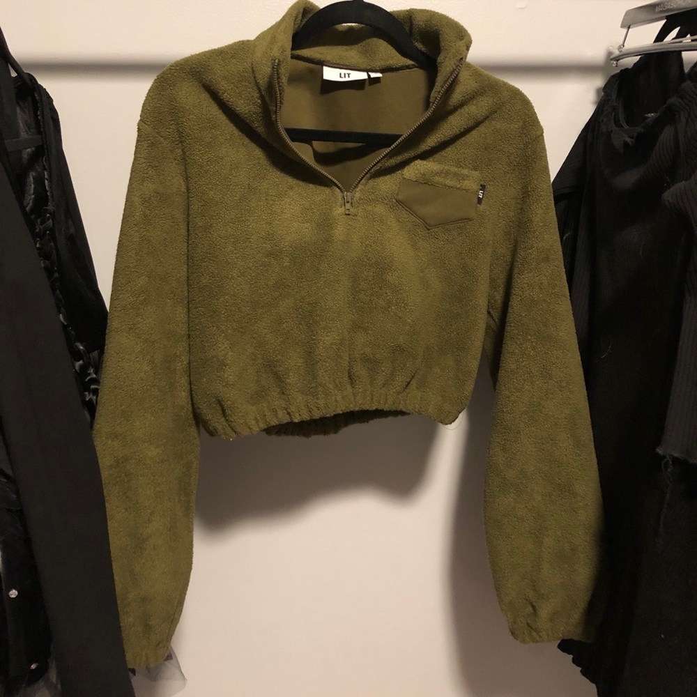 Crop sweatshirt
